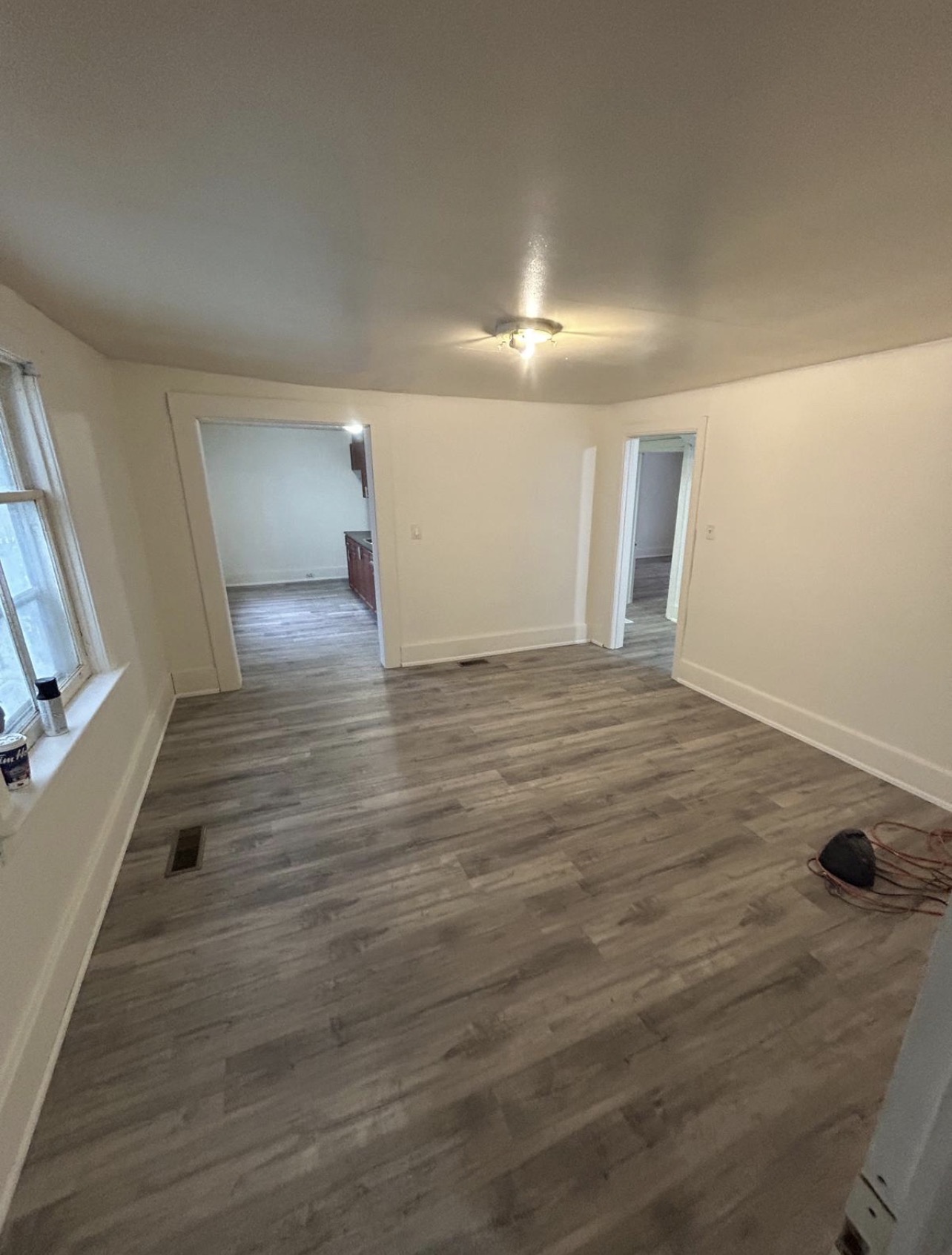 Vinyl Flooring & Painting — Markham